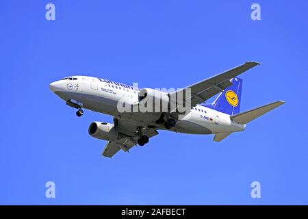 Boeing 737-500 der Lufthansa Stockfoto