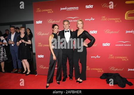 Amy Mußul, Marco Girnth Melanie Marschke und bei der 25. José Carreras Gala in der Messehalle. Leipzig, 12.12.2019 Stockfoto