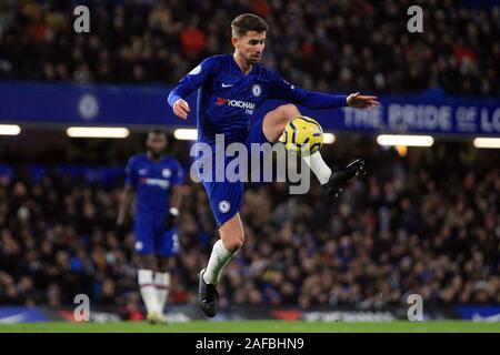 London, Großbritannien. 14 Dez, 2019. Jorginho von Chelsea in Aktion. Premier League match, Chelsea v AFC Bournemouth an der Stamford Bridge Stadion in Chelsea, London am Samstag, den 14. Dezember 2019. Dieses Bild dürfen nur für redaktionelle Zwecke verwendet werden. Nur die redaktionelle Nutzung, eine Lizenz für die gewerbliche Nutzung erforderlich. Keine Verwendung in Wetten, Spiele oder einer einzelnen Verein/Liga/player Publikationen. pic von Steffan Bowen/Andrew Orchard sport Fotografie/Alamy Live news Credit: Andrew Orchard sport Fotografie/Alamy leben Nachrichten Stockfoto