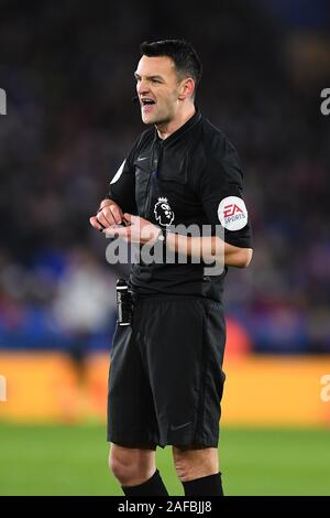 Leicester, Großbritannien. 14 Dez, 2019. Schiedsrichter Andrew Madley während der Premier League Match zwischen Leicester City und Norwich City für die King Power Stadion, Leicester am Samstag, den 14. Dezember 2019. (Credit: Jon Hobley | MI Nachrichten) das Fotografieren dürfen nur für Zeitung und/oder Zeitschrift redaktionelle Zwecke verwendet werden, eine Lizenz für die gewerbliche Nutzung Kreditkarte erforderlich: MI Nachrichten & Sport/Alamy leben Nachrichten Stockfoto