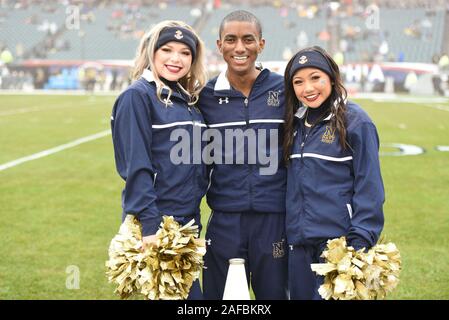 Philadelphia, Pennsylvania, USA. 14 Dez, 2019. Marine Cheerleadern zu Lincoln Financial Field in Philadelphia Pennsylvania Credit: Ricky Fitchett/ZUMA Draht/Alamy leben Nachrichten Stockfoto