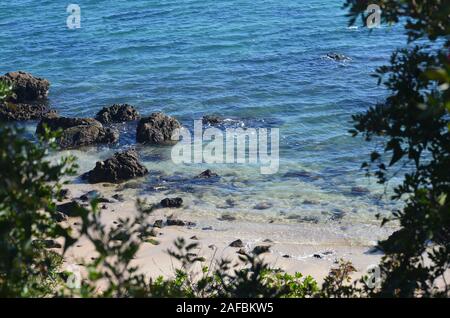 Portinho da Arrábida Strand innerhalb der Serra da Arrábida Natural Park, Portugal Stockfoto