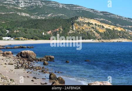 Portinho da Arrábida Strand innerhalb der Serra da Arrábida Natural Park, Portugal Stockfoto