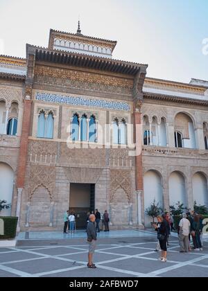 Palacio del Rey Don Pedro (Der Palast des Königs Don Pedro). Real Alcázar von Sevilla, Andalusien, Spanien. Stockfoto