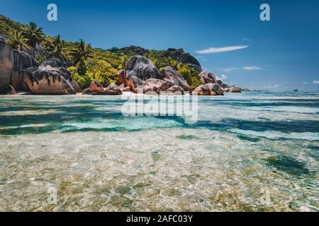 Anse Source D'Argent - exotische Paradies Strand mit Granitfelsen auf der Insel La Digue, Seychellen Stockfoto