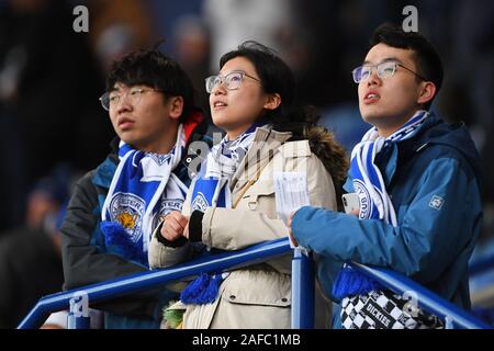 Leicester, Großbritannien. 14. Dez 2019. Leicester City Unterstützer während der Premier League Match zwischen Leicester City und Norwich City für die King Power Stadion, Leicester am Samstag, den 14. Dezember 2019. (Credit: Jon Hobley | MI Nachrichten) das Fotografieren dürfen nur für Zeitung und/oder Zeitschrift redaktionelle Zwecke verwendet werden, eine Lizenz für die gewerbliche Nutzung Kreditkarte erforderlich: MI Nachrichten & Sport/Alamy leben Nachrichten Stockfoto