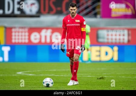 Paderborn, Deutschland. 14 Dez, 2019. firo: 14.12.2019, Fuvuball, 1.Bundesliga, Saison 2019/2020, SC Paderborn - Union Berlin Christopher Trimmel (Union Berlin) individuelle Aktion | Nutzung der weltweiten Kredit: dpa/Alamy leben Nachrichten Stockfoto