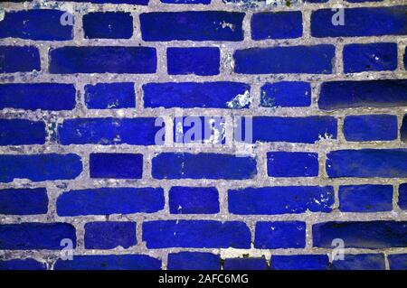 Classic blau trendigen Pastellfarben monochromatischen verwitterten Mauer Hintergrund Textur Stockfoto