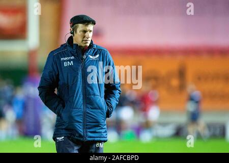 Llanelli, UK. 14. Dezember, 2019. Scarlets Head Coach Brad Mooar vor der Scarlets v Bayonne Challenge Cup Rugby übereinstimmen. Credit: gruffydd Ll. Thomas/Alamy leben Nachrichten Stockfoto