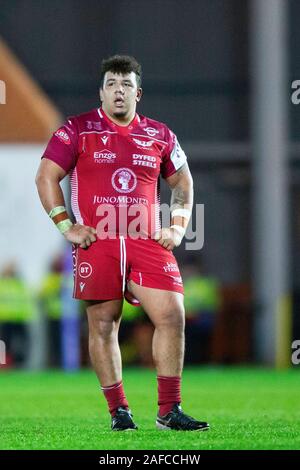 Llanelli, UK. 14. Dezember, 2019. Scarlets prop Javan Sebastian im Scarlets v Bayonne Challenge Cup Rugby übereinstimmen. Credit: gruffydd Ll. Thomas/Alamy leben Nachrichten Stockfoto