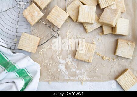 Hausgemachte square Butterkekse Stockfoto