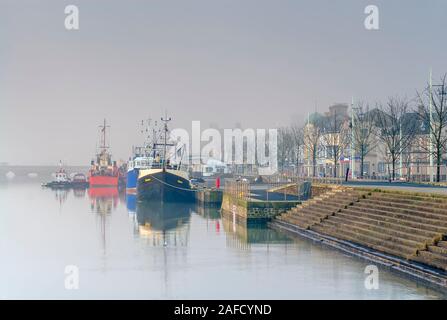 Boote moorierten am Bideford Quay, am Fluss Torridge, Nord-Devon, Süd-West Stockfoto