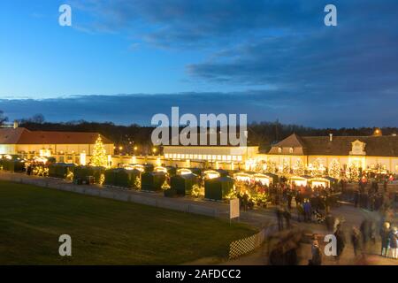 : Engelhartstetten Schloss Hof Schloss, Weihnachtsmarkt im Marchfeld, Niederösterreich, Lower Austria, Austria Stockfoto