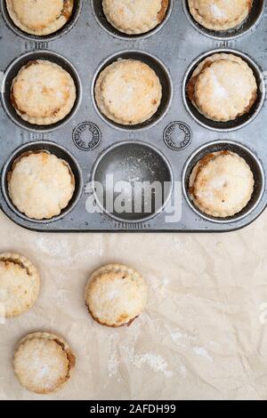 Hausgemachte Weihnachten mince pies Stockfoto