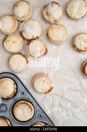 Hausgemachte Weihnachten mince pies Stockfoto