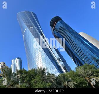 Doha, Qatar, Nov 24. 2019. Al Bidda Turm und World Trade Center am Himmel Hintergrund Stockfoto