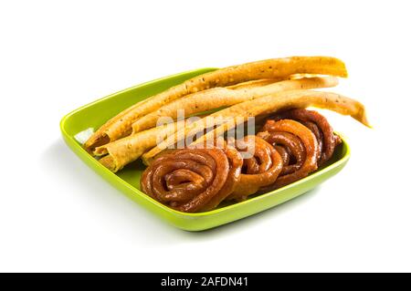 Indische Küche und Fafda Jalebi, spezielle und berühmte Gericht des Bundesstaates Gujarat. Stockfoto