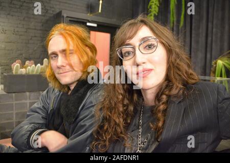 PREGOBLIN ist Alex Sebley & Jessica Winter. portrait London Uk Stockfoto