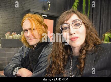 PREGOBLIN ist Alex Sebley & Jessica Winter. portrait London Uk Stockfoto