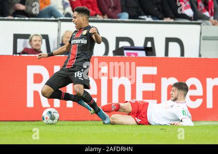 Jan THIELMANN r. (K) graetscht in Duellen gegen WENDELL (LEV) Aktion, Fußball 1. 1. Fussballbundesliga, 15. Spieltag, FC Köln (K) - Bayer 04 Leverkusen (LEV), am Dezember 14, 2019 in Köln/Deutschland. € | Nutzung weltweit Stockfoto