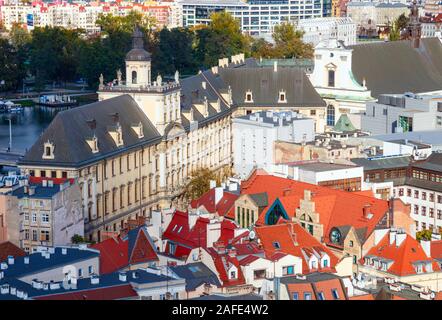 Luftaufnahme des Museum der Universität Breslau Gebäude an einem sonnigen Tag. Das Museum ist im barocken Baustil errichtet. Wroclaw, Polen. Stockfoto