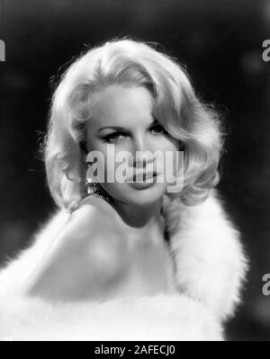 CARROLL BAKER Werbung Portrait für die Spekulanten Direktor 1964 Edward Dmytryk Roman Harold Robbins Botschaft Bilder/Paramount Pictures Stockfoto