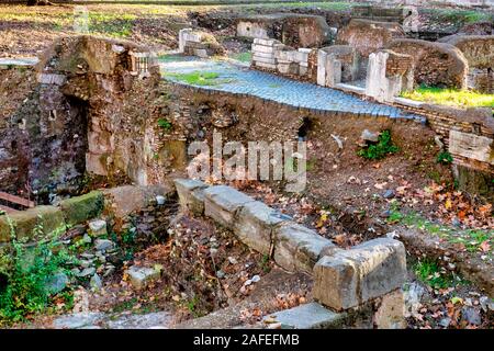 Überreste der "Ghettarello", dem zweiten jüdischen Ghetto von Rom an der Piazza di Monte Savello, Rom, Italien Stockfoto