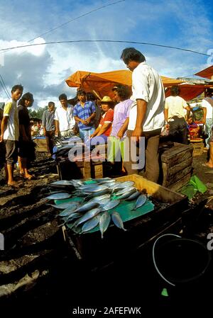 Markt am Samstag und den einheimischen Handel im Dorf Tomahon, Nord Sulawesi, Indonesien Stockfoto