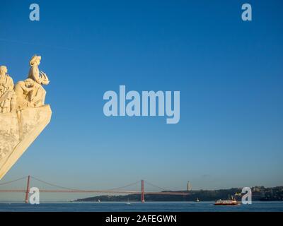 Vasco da Gama an der Spitze des Entdeckungsdenkmals über dem Fluss Tejo, Lissabon Stockfoto