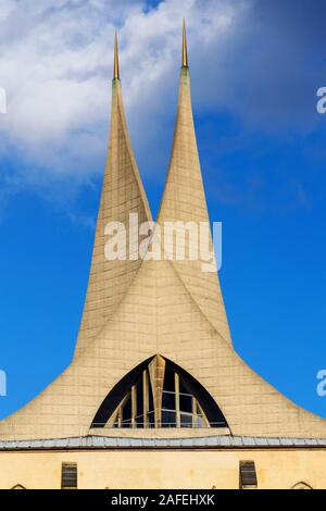 Emmaus Kloster Na Slovanech, Abtei Kirche der Seligen Jungfrau Maria, der hl. Hieronymus und slawischen Heiligen Eingang architektonisches Detail, sonnigen Tag, Prag, Stockfoto