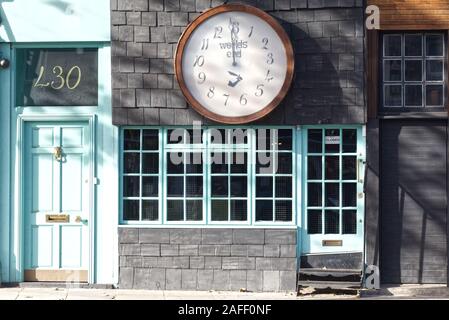 Worlds End Uhr auf der Kings Road, London Stockfoto