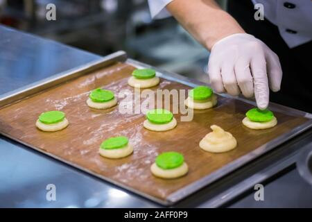 Prozess der Vorbereitung Shortbread Cookies Stockfoto