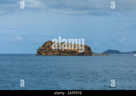 Ilheus da Madalena ein Blick von Fähre von Pico, Faial, Azoren, Portugal reisen Stockfoto