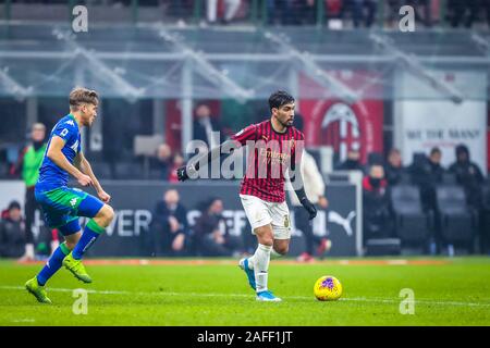 Mailand, Italien. 15 Dez, 2019. Lucas paqueta (ac mailand) in Mailand vs Sassuolo, italienische Fußball Serie A Männer Meisterschaft in Mailand, Italien, 15. Dezember 2019 Quelle: Unabhängige Fotoagentur/Alamy leben Nachrichten Stockfoto