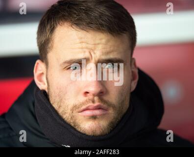 London, Großbritannien. 14 Dez, 2019. Die fulham Marcus Bettinelli, bevor der Himmel Wette Championship Match zwischen Brentford und Fulham bei Griffin Park, London, England am 14. Dezember 2019. Foto von Andrew Aleksiejczuk/PRiME Media Bilder. Credit: PRiME Media Images/Alamy leben Nachrichten Stockfoto