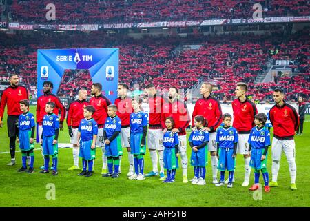 Mailand, Italien. 15 Dez, 2019. ac mailand Mailand squadraduring vs Sassuolo, italienische Fußball Serie A Männer Meisterschaft in Mailand, Italien, 15. Dezember 2019 - LPS/Fabrizio Carabelli Credit: Fabrizio Carabelli/LPS/ZUMA Draht/Alamy leben Nachrichten Stockfoto