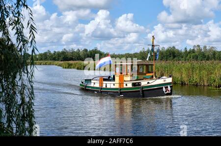 Erholung auf dem Wasser an der Woerdense Verlaat, Utrecht, Niederlande. Stockfoto