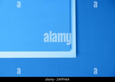 Classic Blau 2020 Inschrift. Farbverlauf Farben Palette. Trendy grün papier Hintergrund aus der Pappe in verschiedenen Farben. Kopieren Sie Platz. Stockfoto