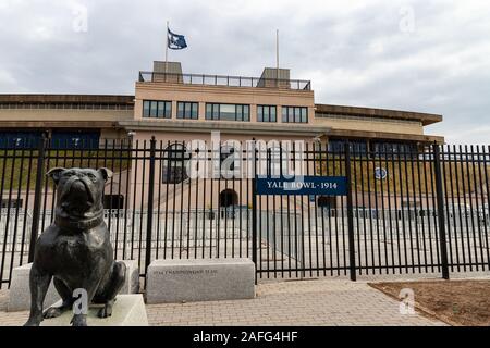 New Haven, CT/USA - 22. November 2019: Yale Bowl Stadion an der Yale University Stockfoto