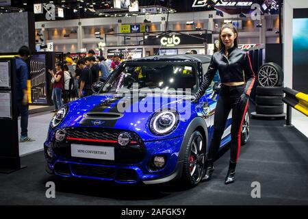 Nonthaburi, THAILAND, Dezember 2018: Mini Cabrio in Bangkok International Motor Expo 2018 Impact Arena Ausstellung Muangthong Thani Stockfoto