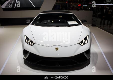 Nonthaburi, THAILAND, Dezember 2018: Die weißen Lamborghini auf Anzeige in Bangkok International Motor Expo 2018 Impact Arena Ausstellung Muangthong als Stockfoto