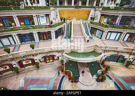 Eingang luxuriöses Einkaufszentrum in 1881 Heritage Compound. Tsim Sha Tsui, Kowloon, Hong Kong, China. Stockfoto