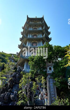 DA Nang, Vietnam - 22. NOVEMBER 2019: Pagode in Marmor Berge Tempel, Da Nang, Vietnam Stockfoto