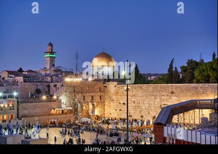 Jerusalem Israel. Felsendom, Tempelberg, und Klagemauer bei Sonnenuntergang Stockfoto