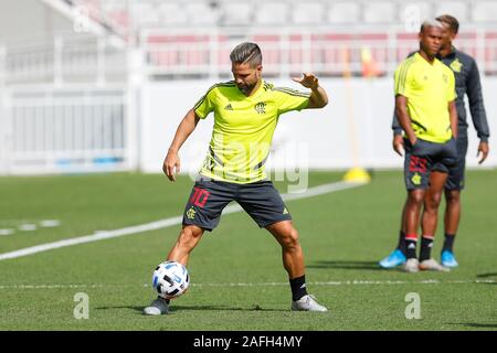 Doha, Katar. 16. Dez 2019. Diego während des Flamengo erstes Training in der Vorbereitung für ihre öffnung Spiel der FIFA Club Wm in Doha, Katar. Ihr erstes Spiel ein Halbfinale am 17. Dez 2019. Dieses Training fand im Al Duhail SC in Doha, Katar am 16. Dez 2019. Credit: SPP Sport Presse Foto. /Alamy leben Nachrichten Stockfoto