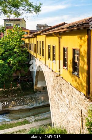 Alte Irgandi Brücke in Bursa, Türkei Stockfoto