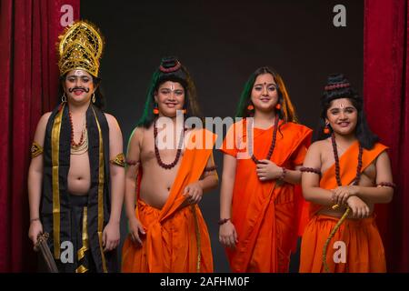 Ramayana Zeichen auf der Bühne stehen Stockfoto