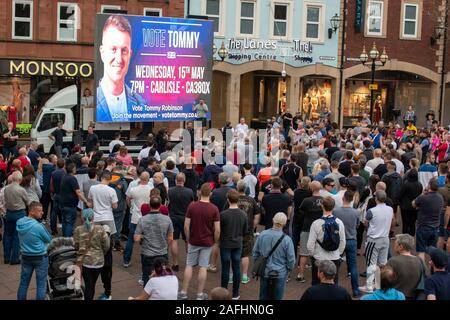 Carlisle Tommy Robinson Sprechen Stockfoto