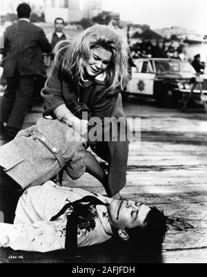 Sobald ein Dieb Jahr: 1965 Frankreich/USA Regie: Ralph Nelson Ann-Margret, Alain Delon Stockfoto