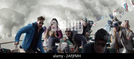 Höhere Gewalt Turist Jahr: 2014 Schweden / Norwegen Regie: Ruben Ostlund Lisa Loven Kongsli, Johannes Kuhnke Stockfoto